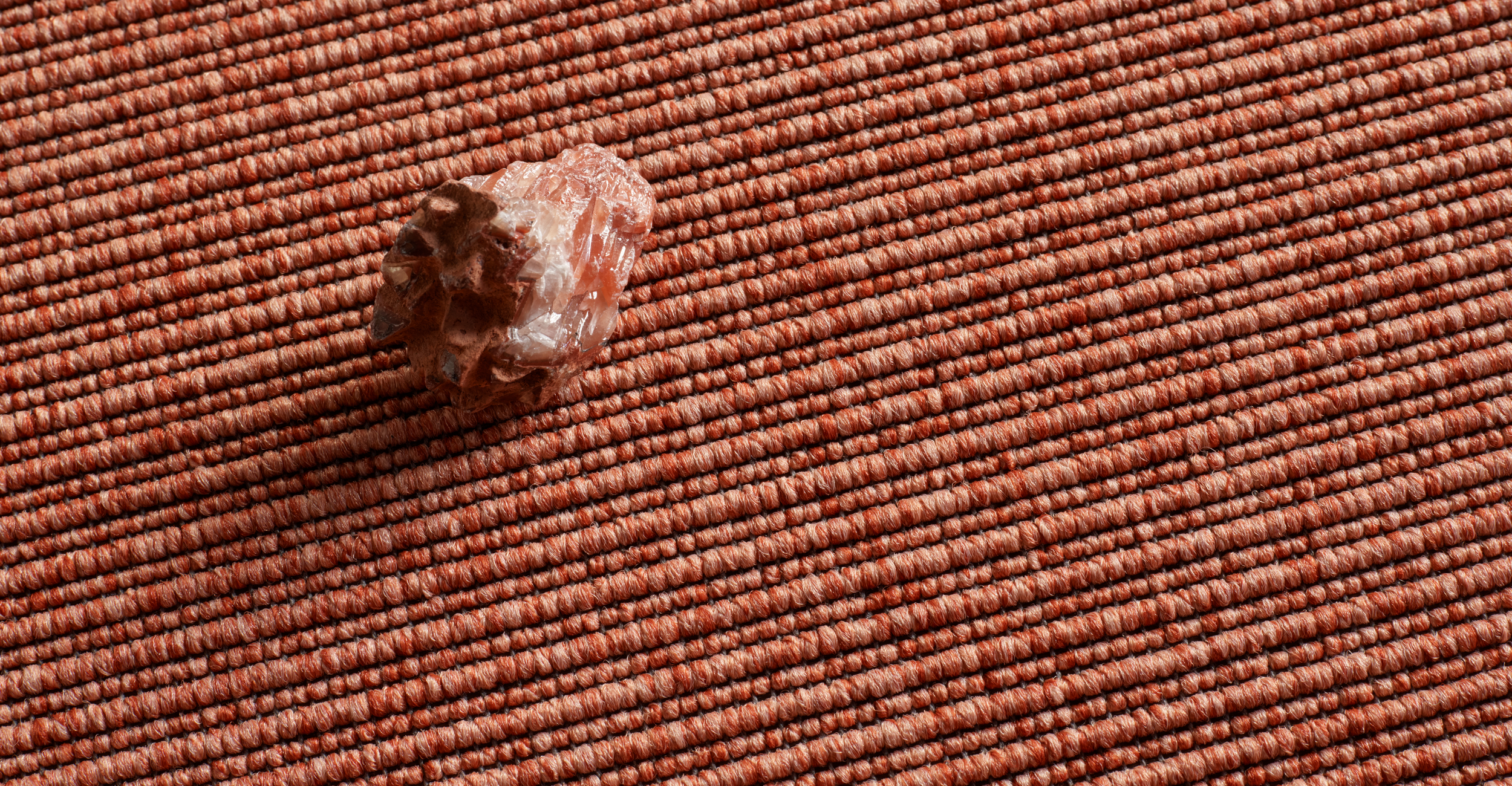 Ny kollektion med 56 evigt relevante farver