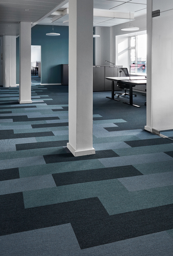 Tæppefliser og<br>-planker